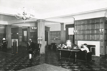 Black and white photo of Knowles Lobby